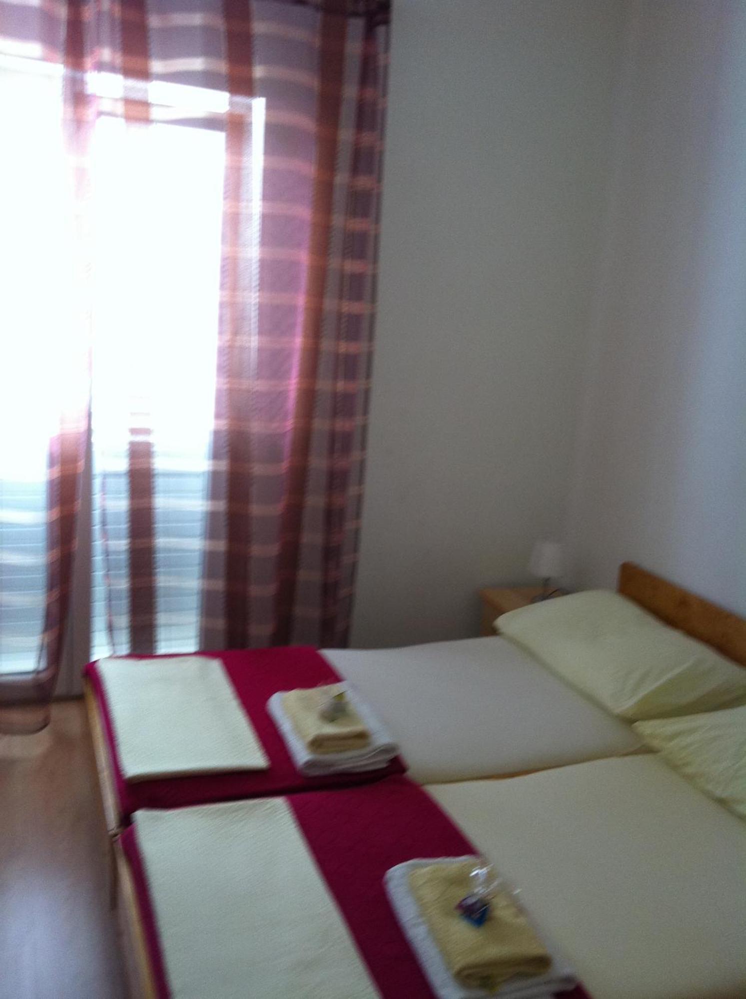 Apartments Husanovic Mokošica Exteriör bild