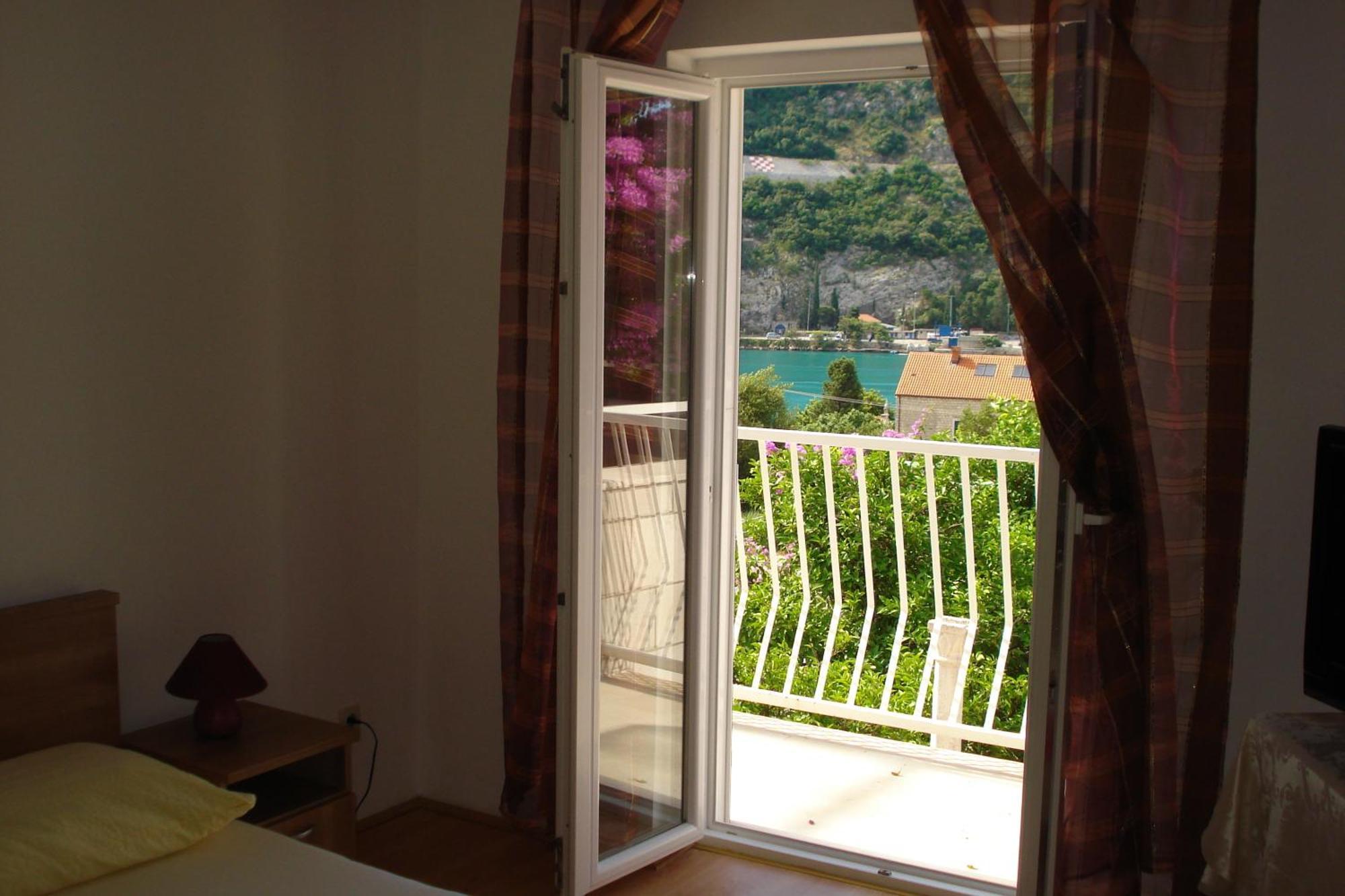 Apartments Husanovic Mokošica Exteriör bild
