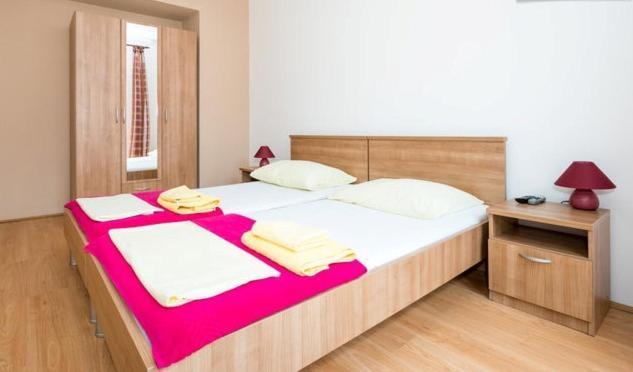 Apartments Husanovic Mokošica Exteriör bild