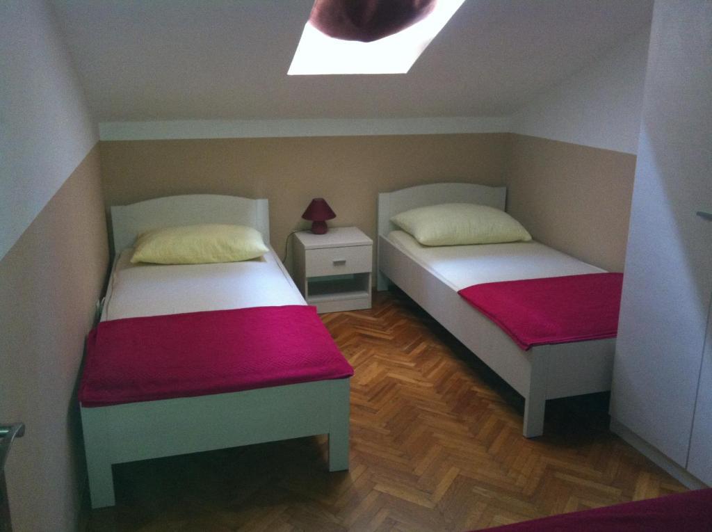 Apartments Husanovic Mokošica Rum bild